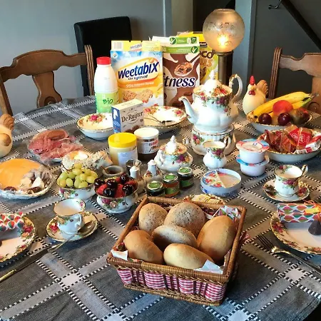 Bij Moemee B&B *